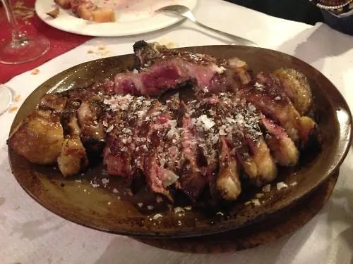 מלון Don Pablo Villasana de Mena